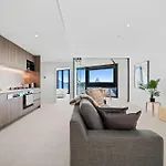 Luxurious 1 Bedroom Perth Cbd